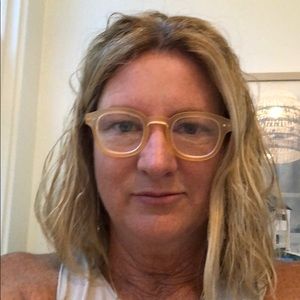 Meet your Posher, Lori